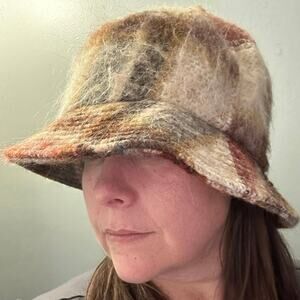 ANINE BING Wool Blend Plaid Bucket Hat Fuzzy Cozy Brown Beige M/L